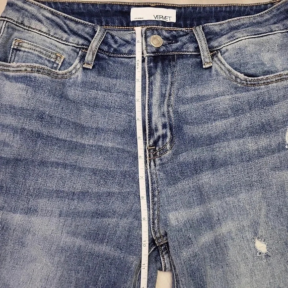 Vervet Distressed Medium Wash Straight Leg 5 Pocket Blue Jeans Womens‎ Size 29 - Picture 10 of 11